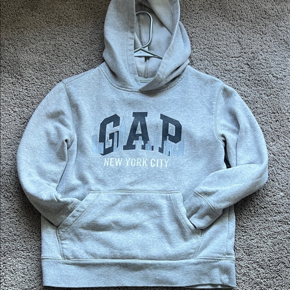 GAP Gray New York City Hoodie Boys Size 8 / M